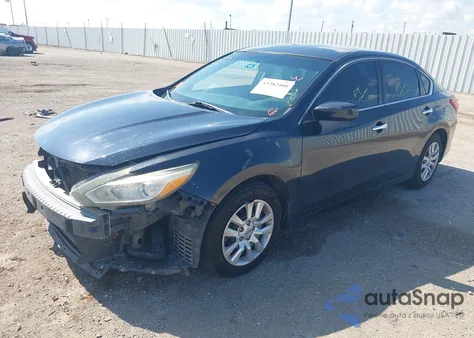 2016 Nissan Altima 2.5/2.5 S/2.5 Sl/2.5 Sr/2.5 Sv из США, поврежденный, VIN 1N4AL3AP5GN329711